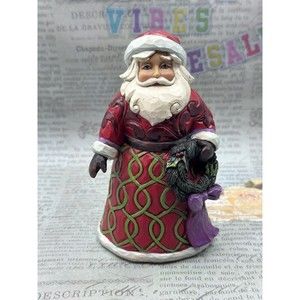 Jim Shore Heartwood Creek Pint Sized Santa with Wreath Figurine, 5-Inch